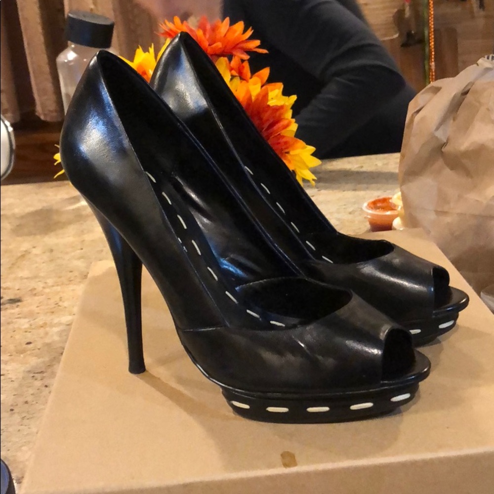 BRAND NEW!!! Blake Scott Heels